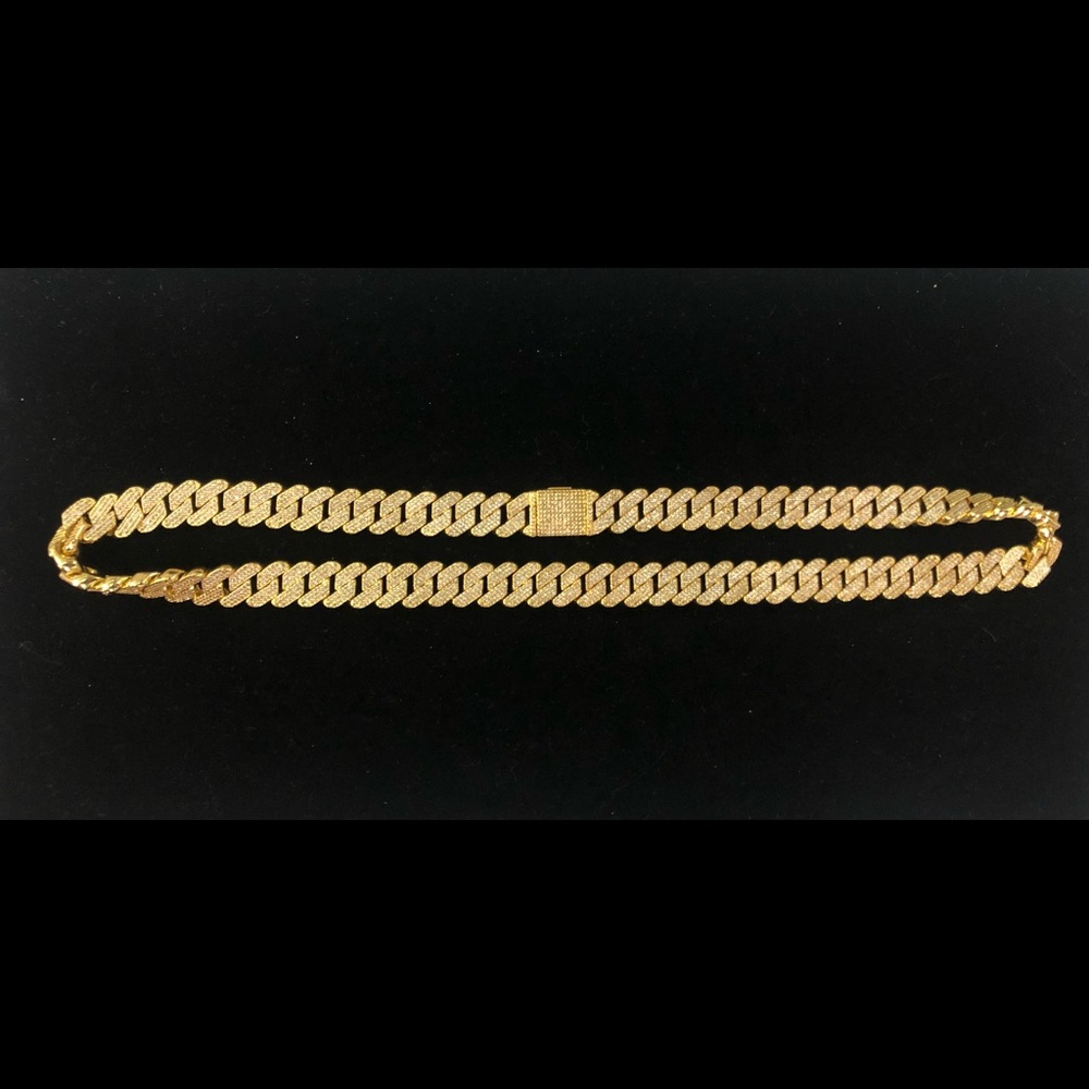 24 in. Golden Guilt chain